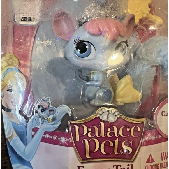 Disney Princess Palace Pets Furry Tail Friends-Cinderella's mouse Brie - SEALED - Picture 4 of 10
